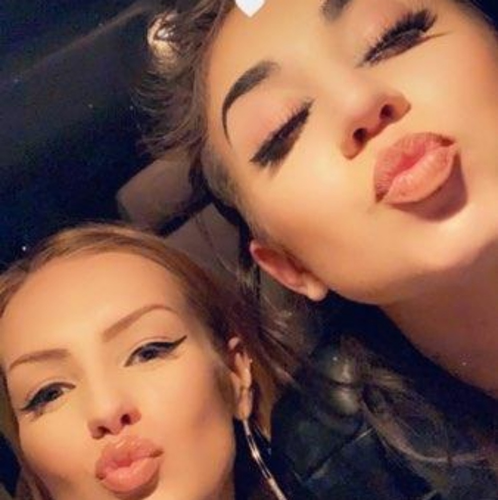 Meet your Posher, Tab